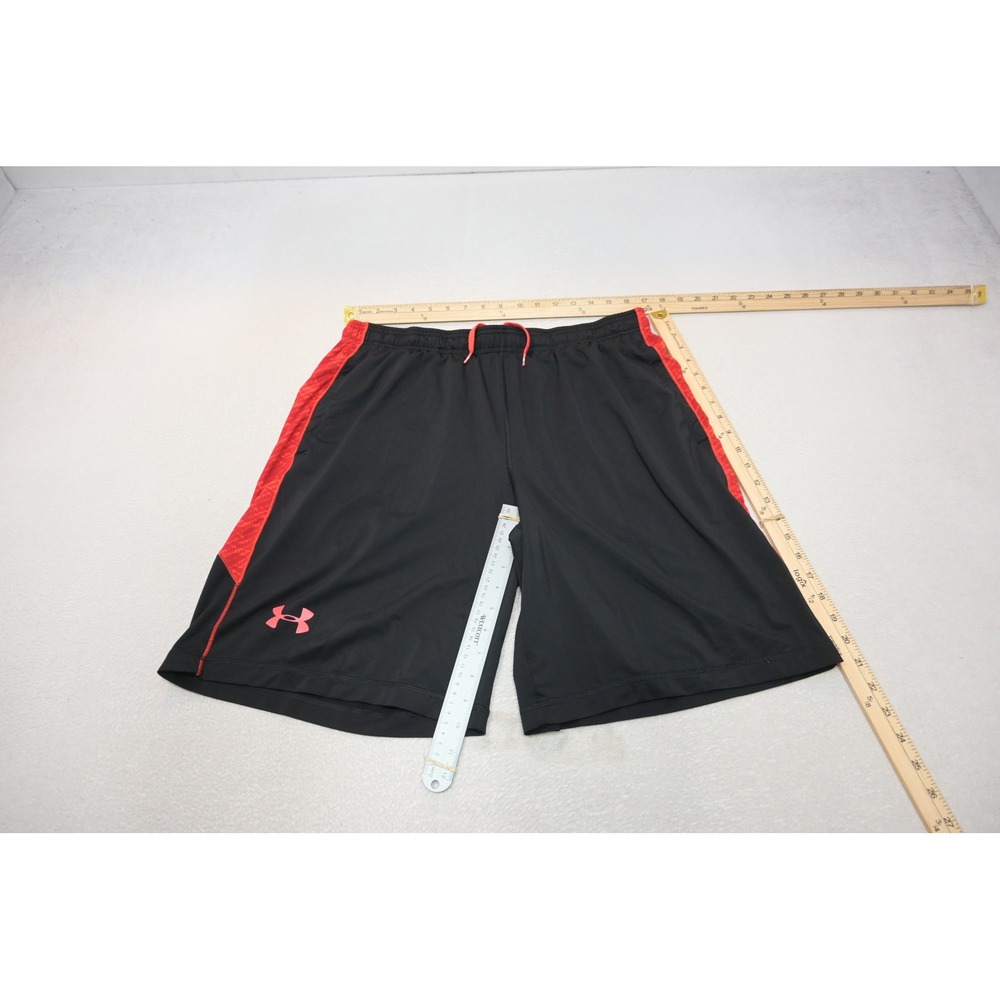 Under Armour Athletic Shorts Men XL Black Red Loose Fit Pockets Excellent